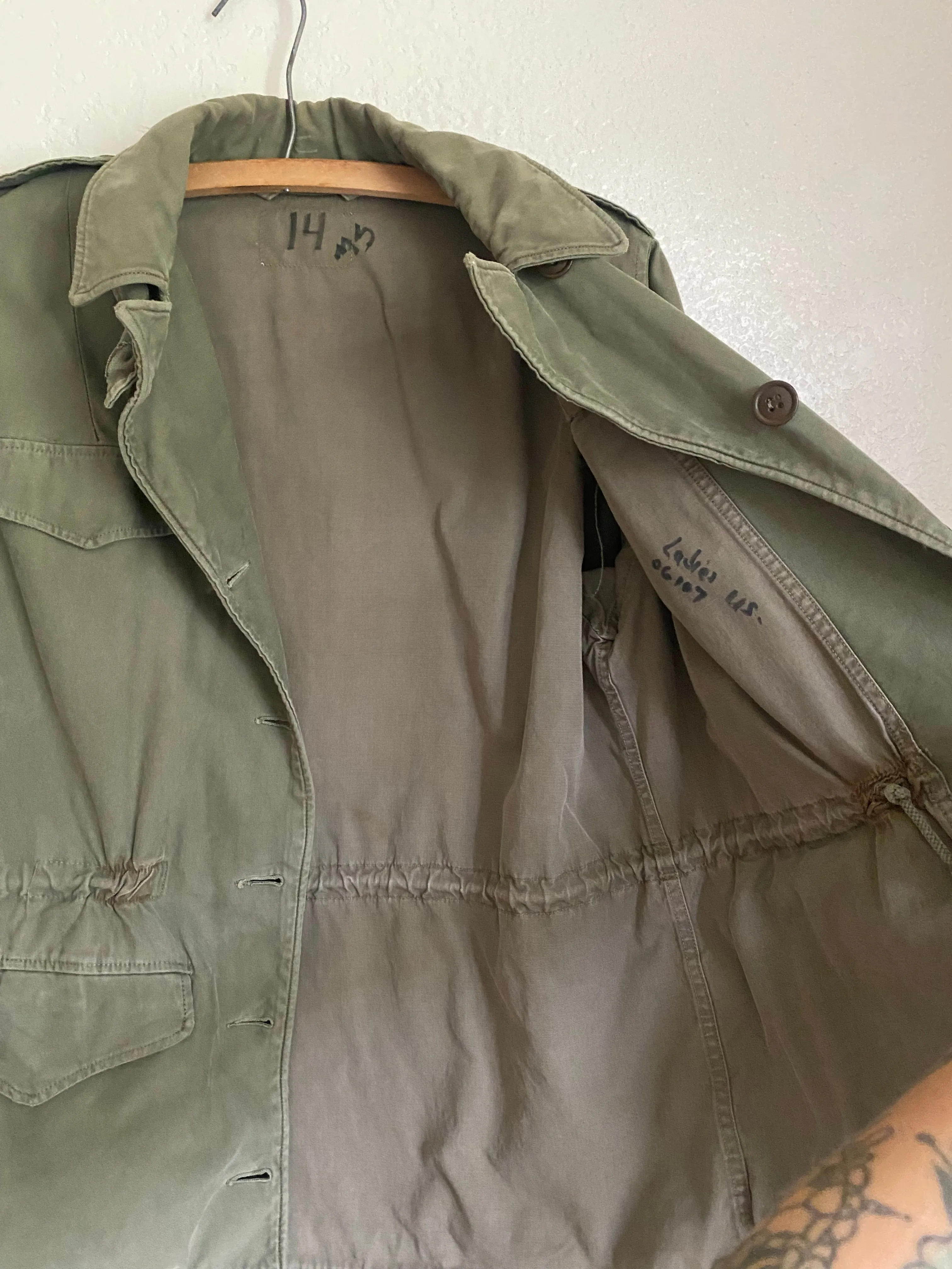 1970s Vietnam Era Women’s Army field coat OG107 small