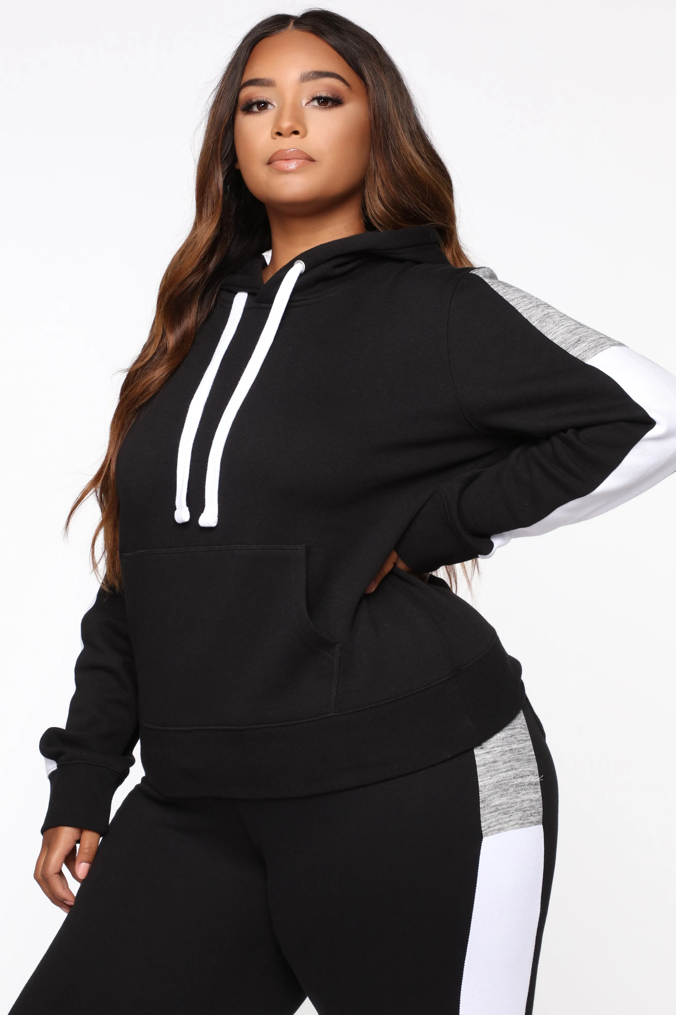 Analissa Pullover Hoodie - Black