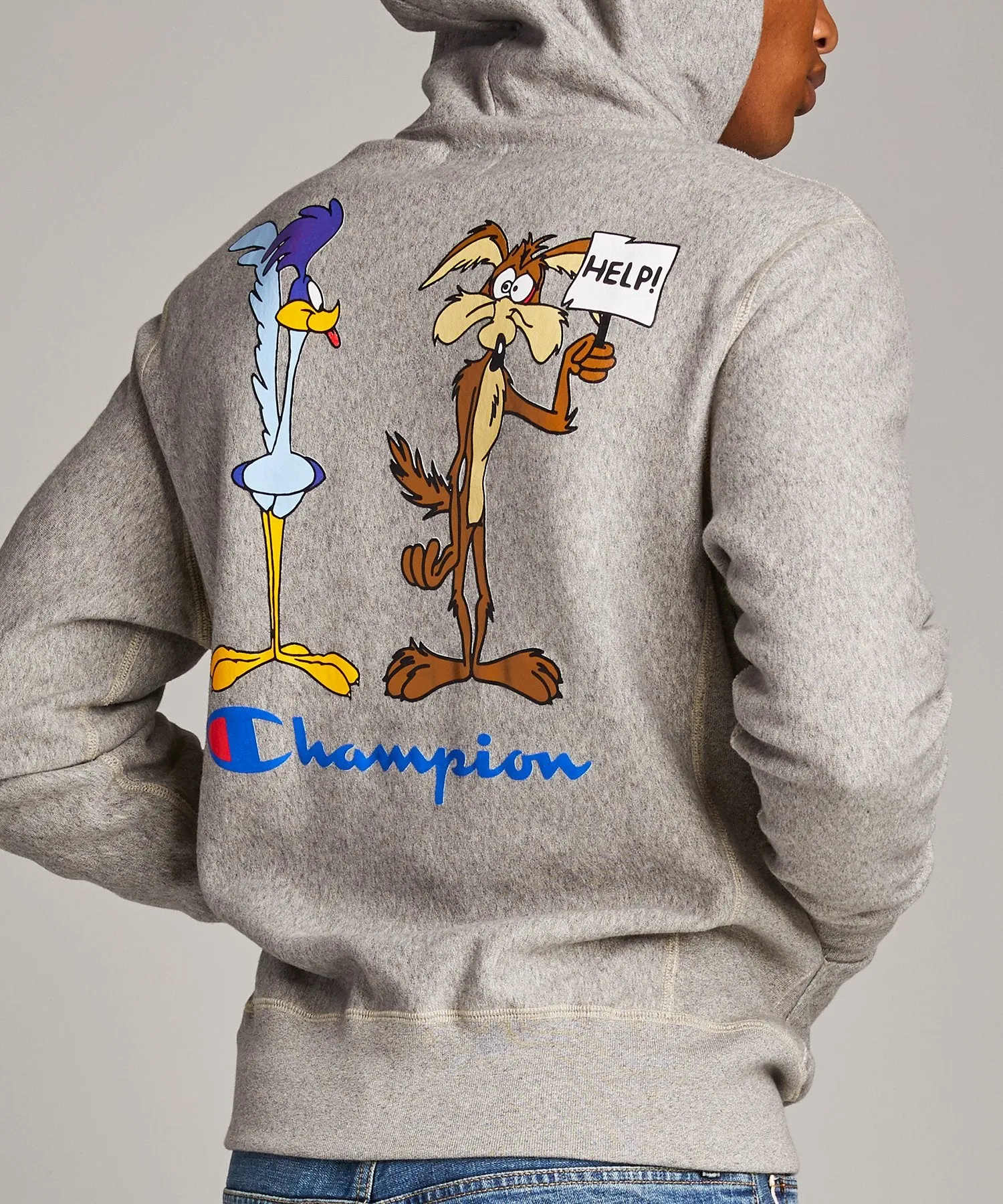 Champion   Looney Tunes Roadrunner and Wile E Coyote Hoodie in Light Grey Mix