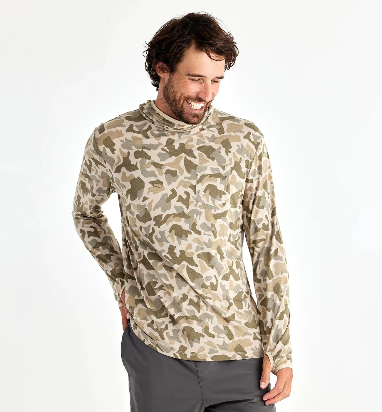 Free Fly Men's Bamboo Lightweight Hoodie in Barrier Island Camo