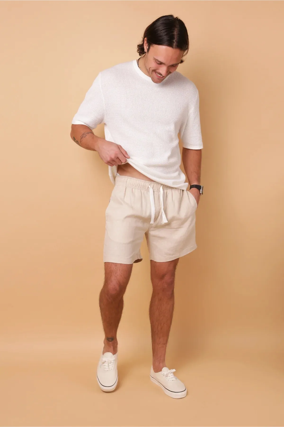 KORE STUDIOS - Amalfi Linen Short - Hay