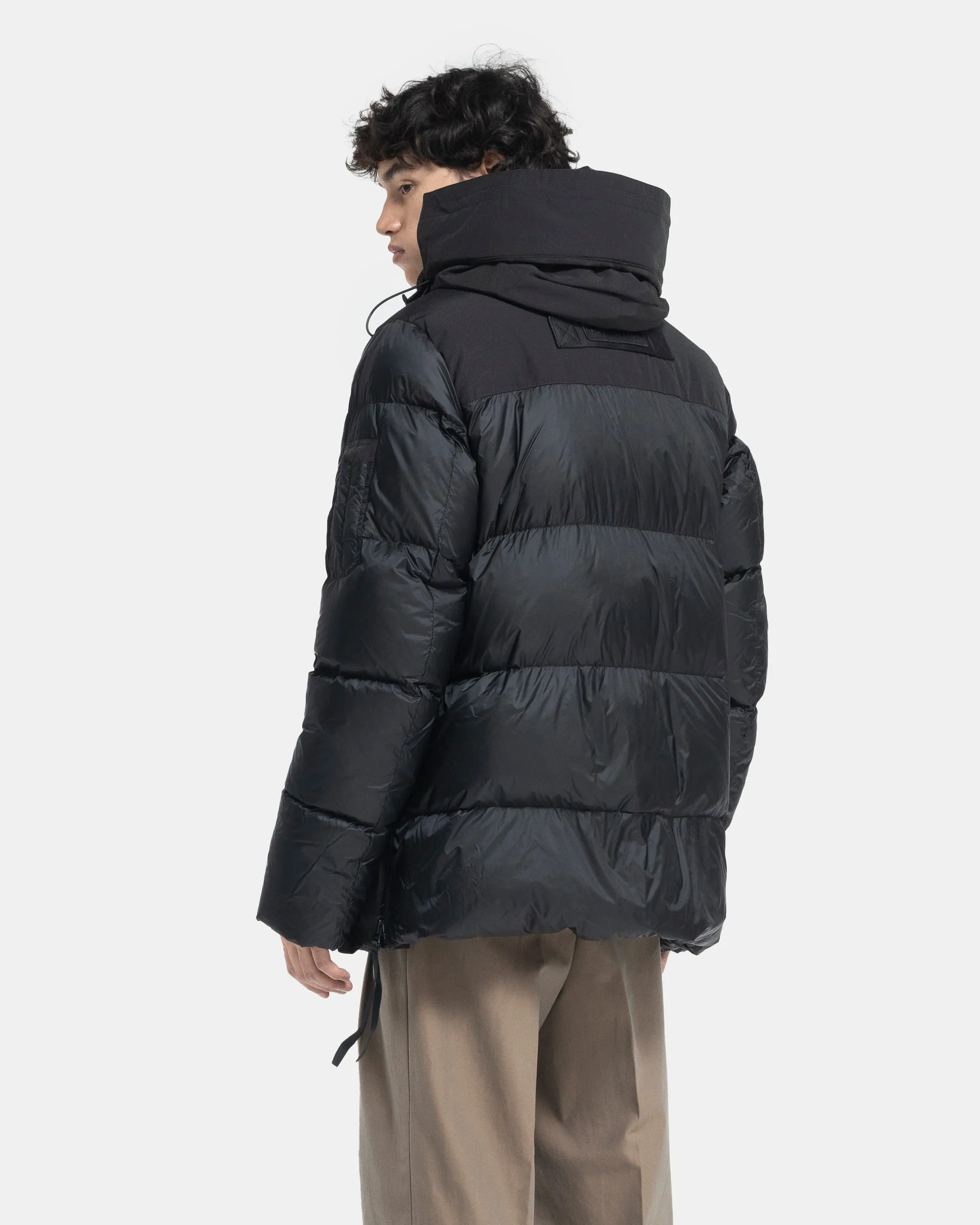 Paradigm Expedition Parka in Black