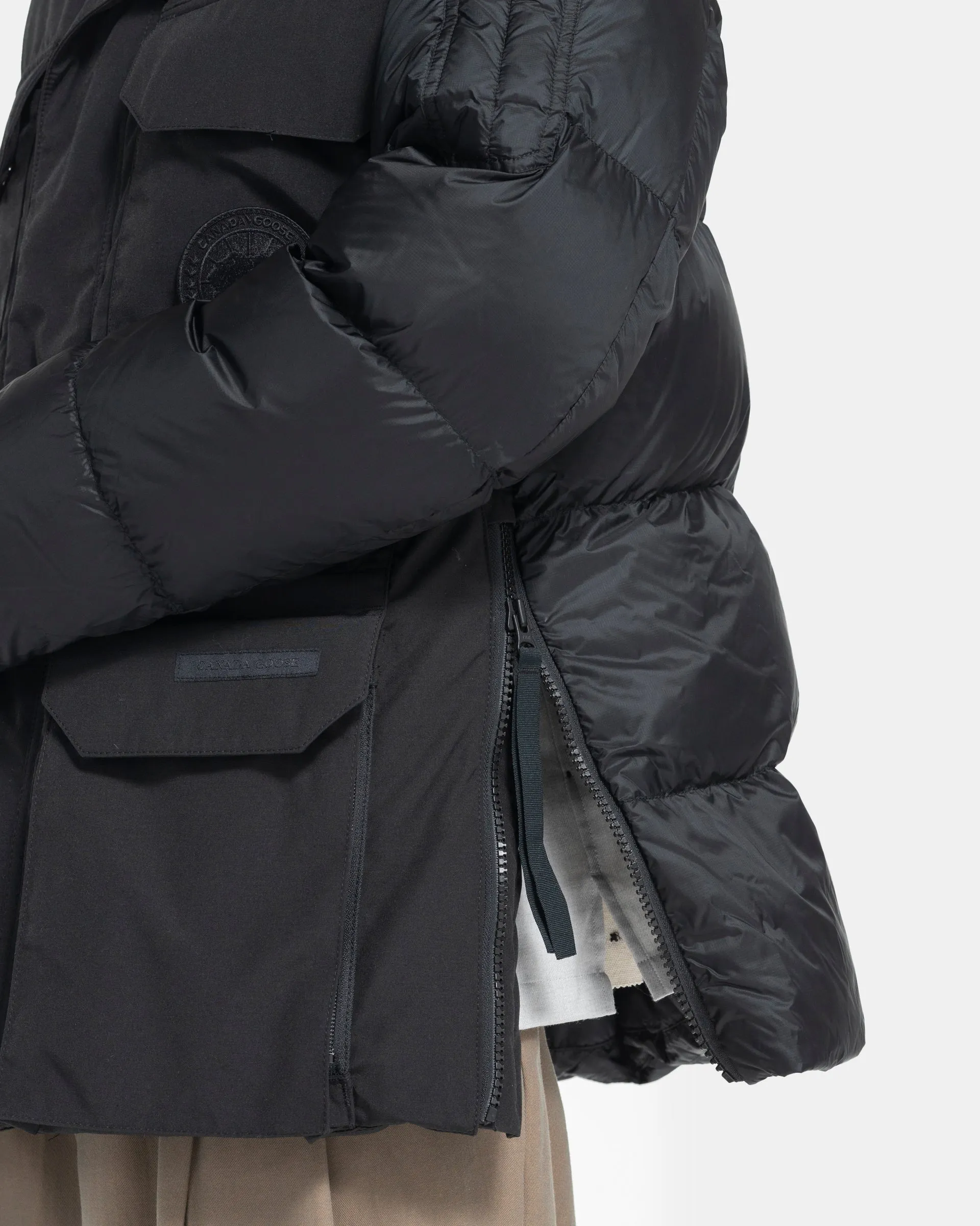 Paradigm Expedition Parka in Black