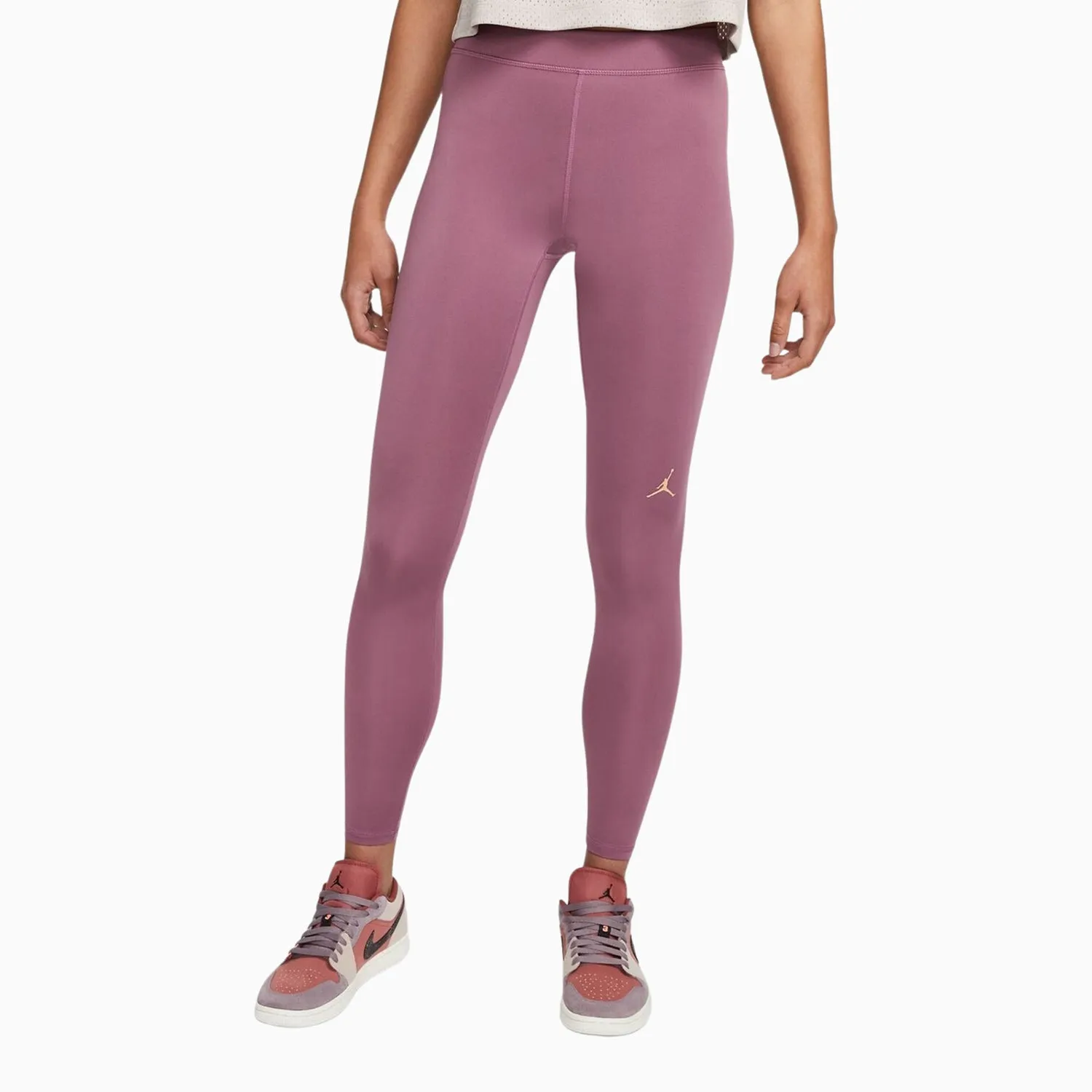 Women's Jordan Essentials Outfit